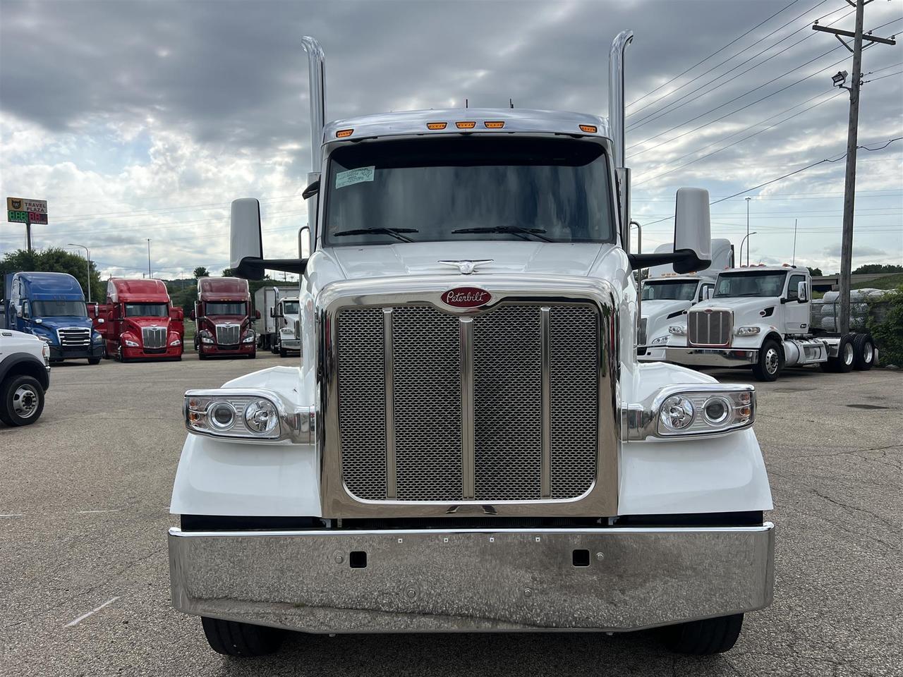 2027 Peterbilt 567 Sleeper