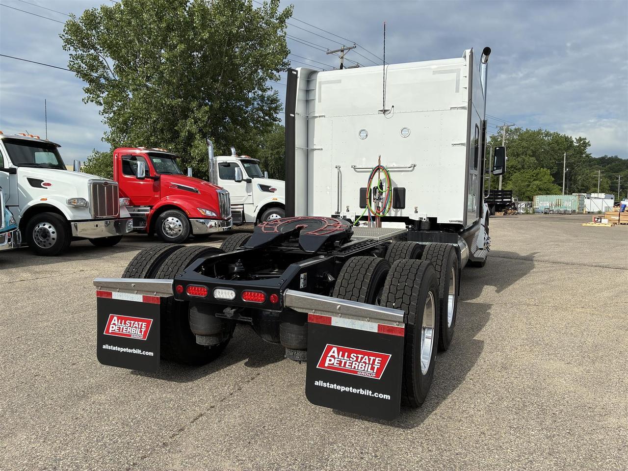 2027 Peterbilt 567 in South St. Paul, MN — photo 4