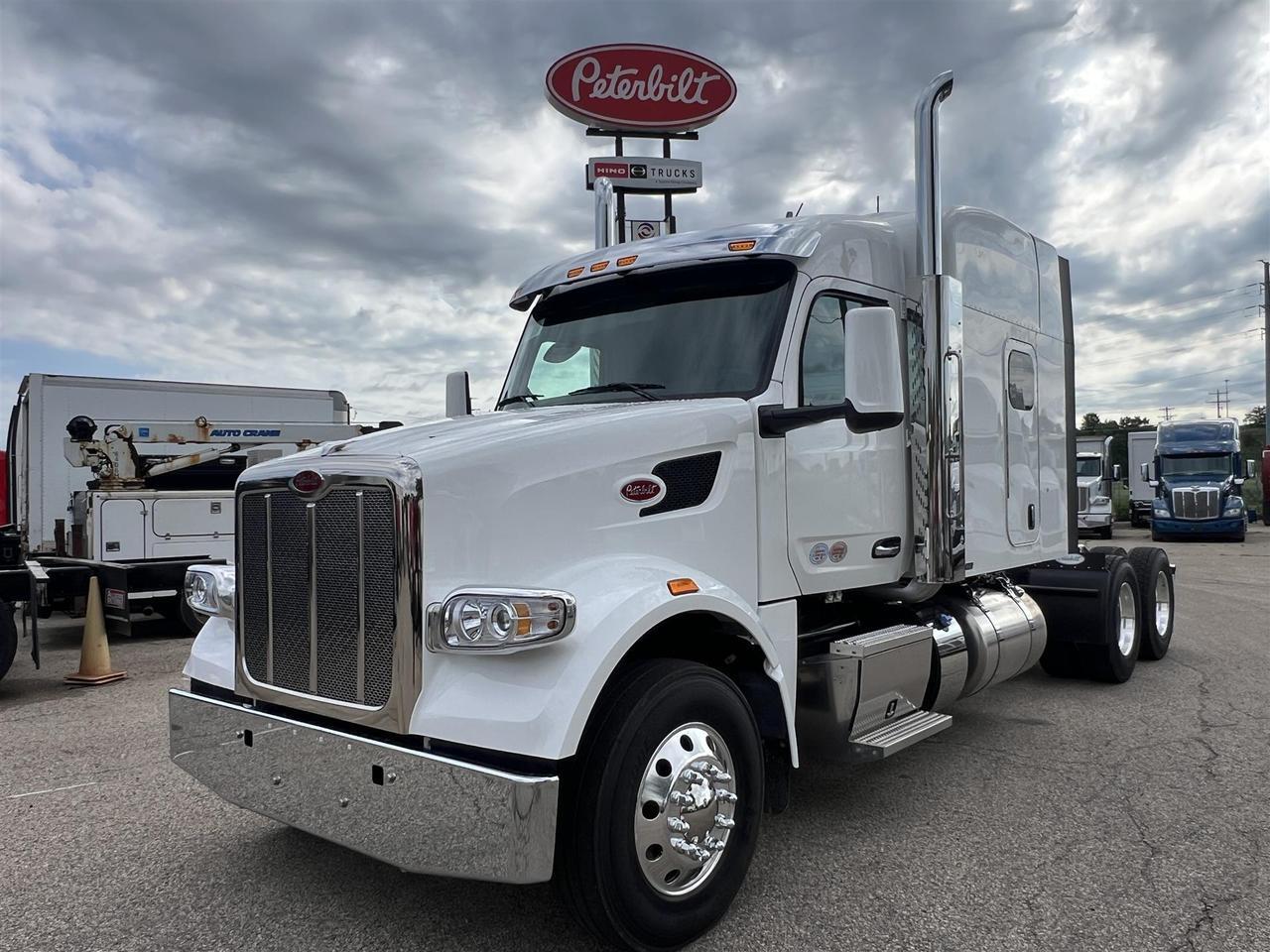 2027 Peterbilt 567 Sleeper