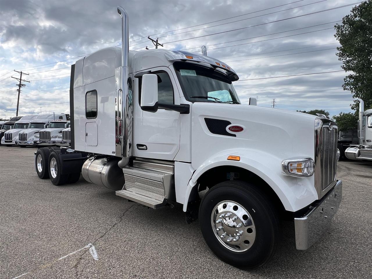 2027 Peterbilt 567 Sleeper