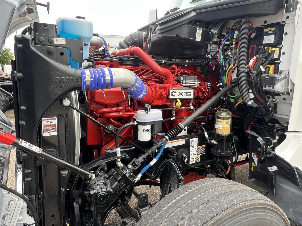 2027 Peterbilt 567 72" High Roof South St. Paul MN