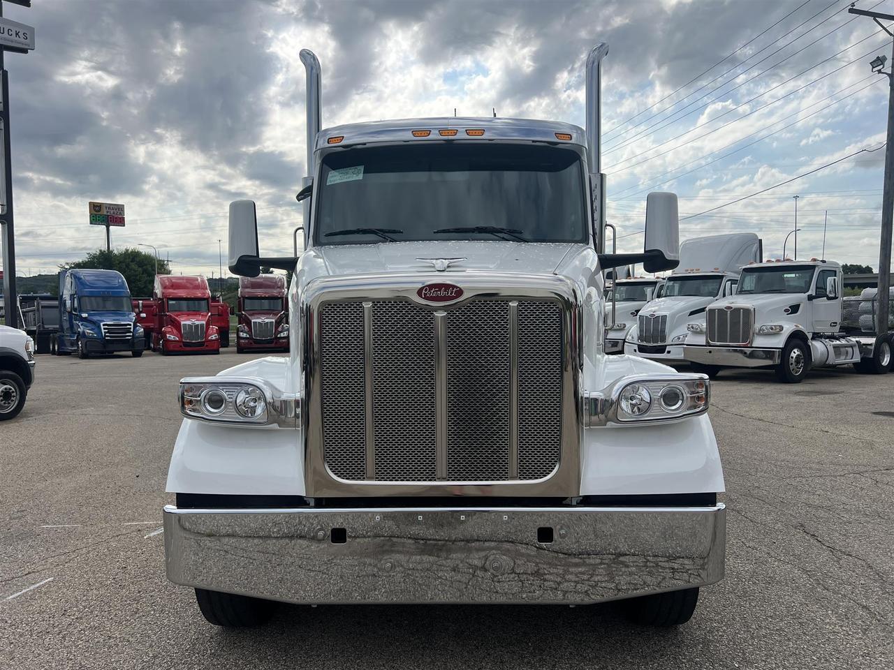 2027 Peterbilt 567 Sleeper