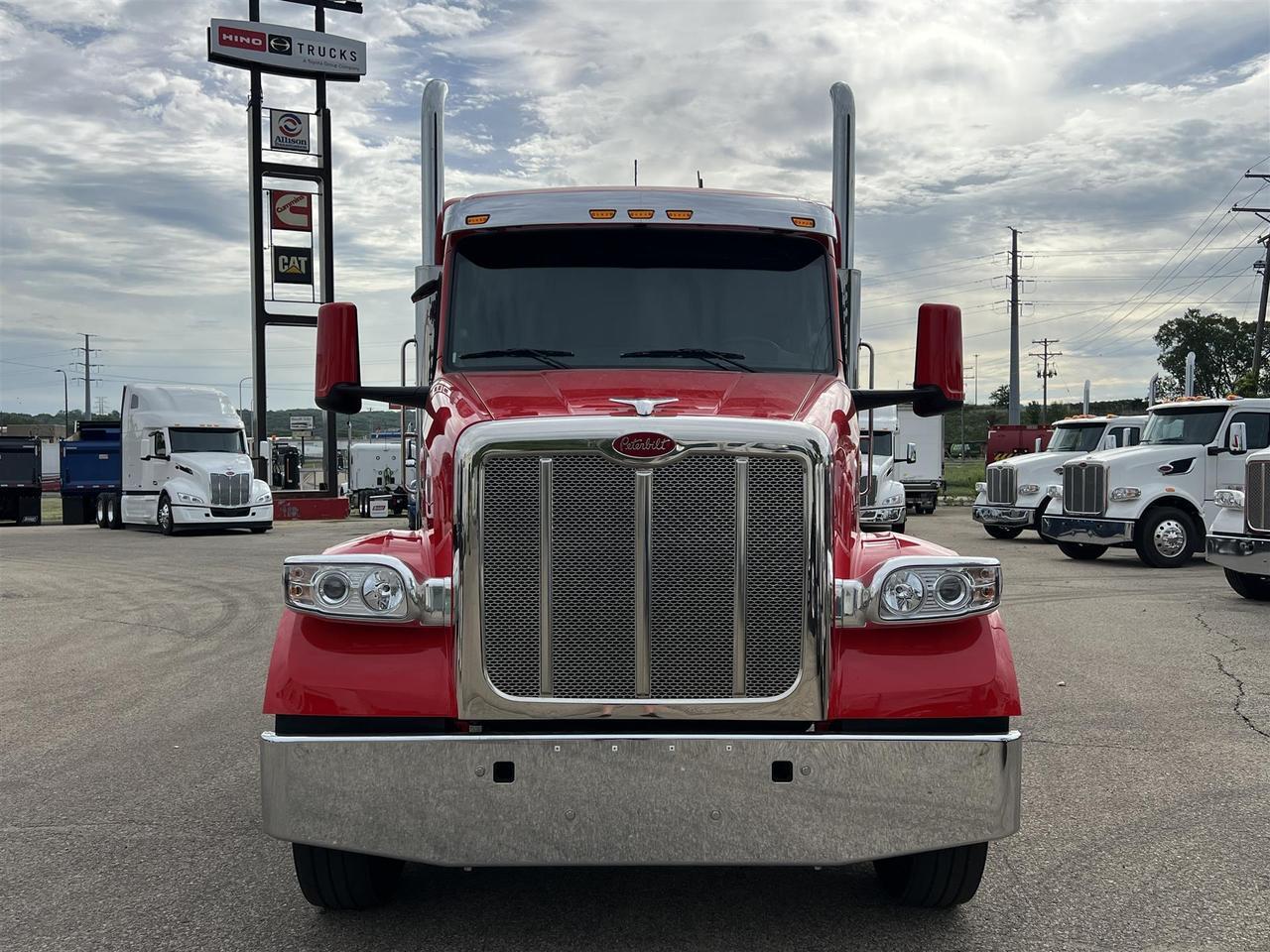 2027 Peterbilt 567 Sleeper