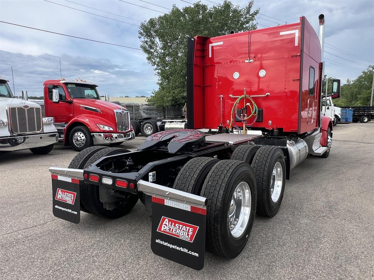 2027 Peterbilt 567 72" High Roof South St. Paul MN