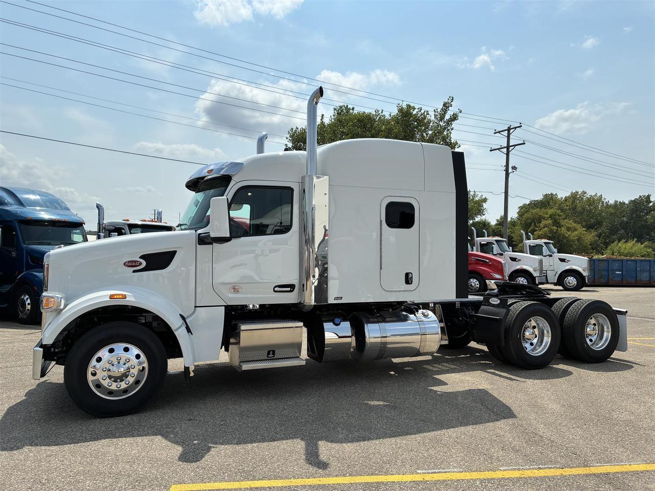 2027 Peterbilt 567 Sleeper