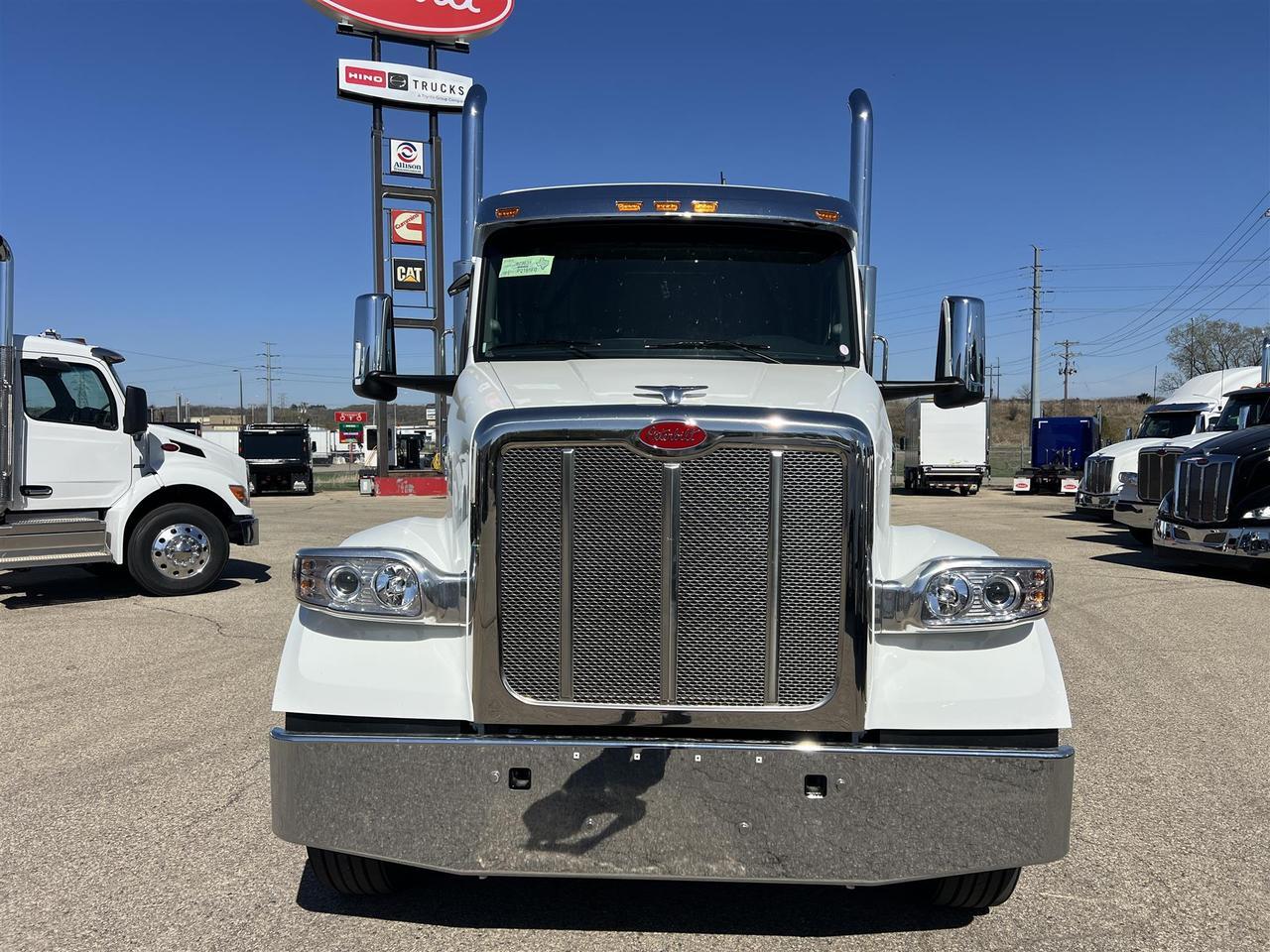2027 Peterbilt 567 80" Double Bunk High Roof South St. Paul MN