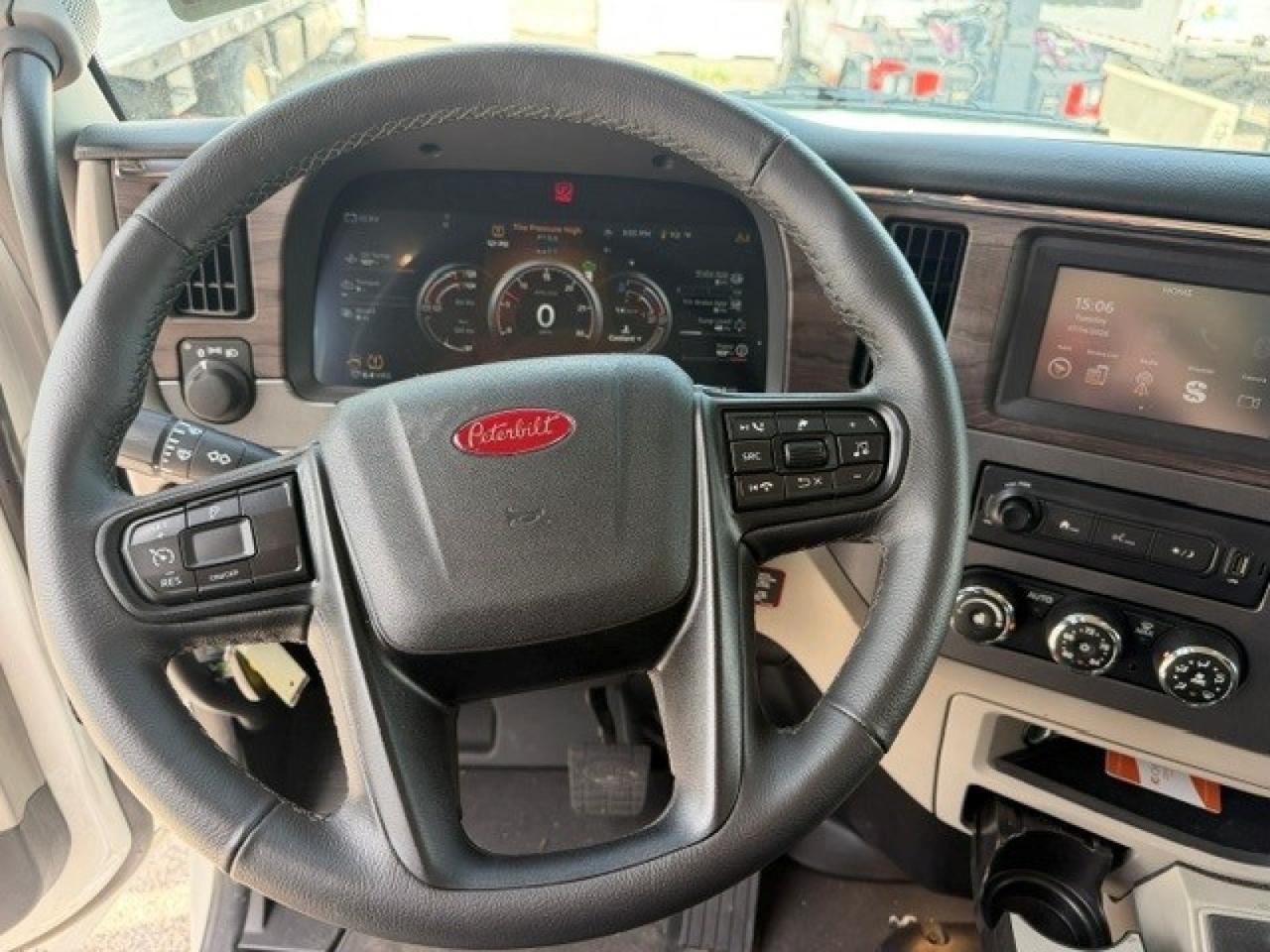 2027 Peterbilt 567 Jerr-Dan 35-Ton Integrated Wrecker Tampa FL