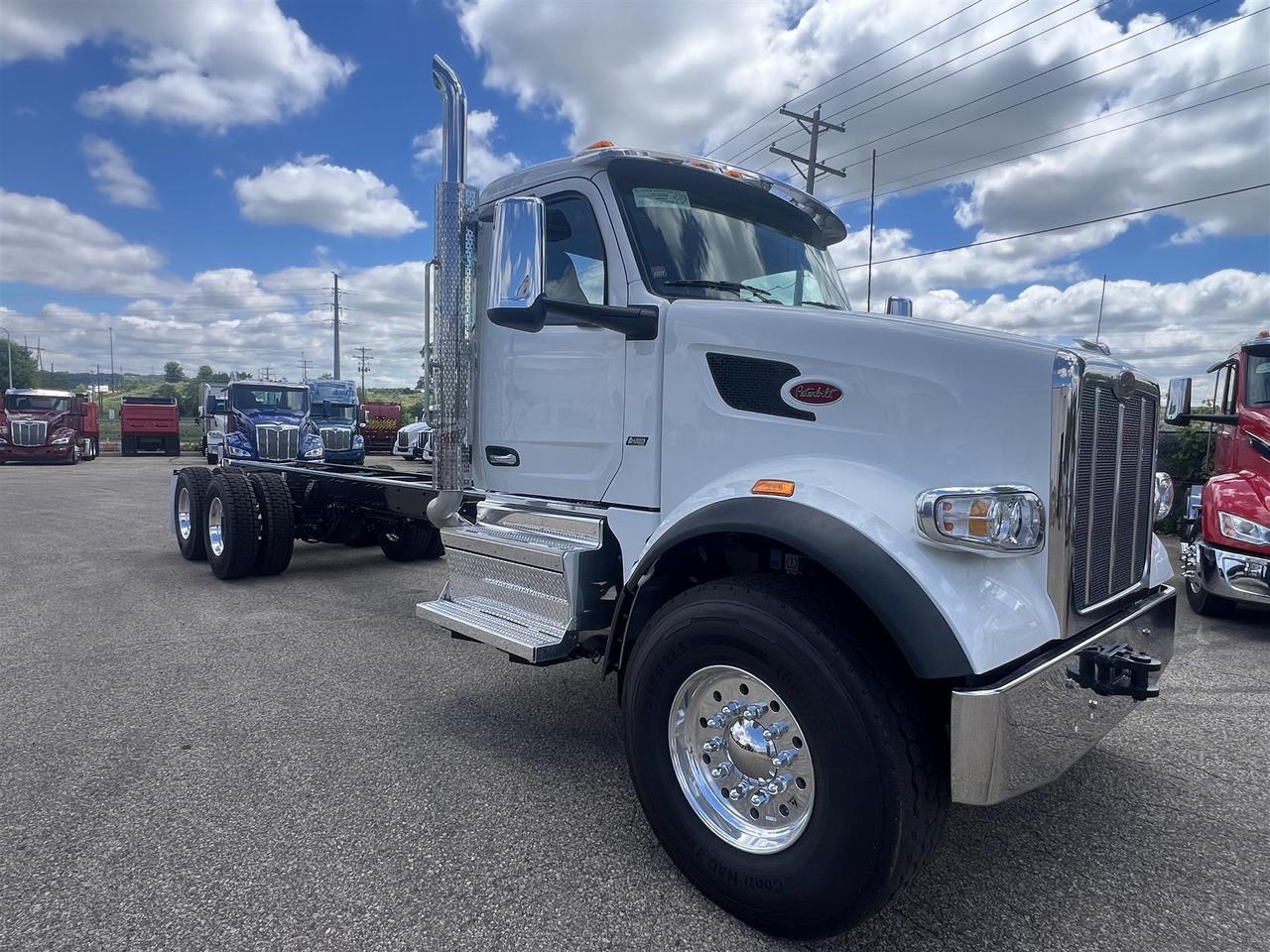 2027 Peterbilt 567 Non South St. Paul MN