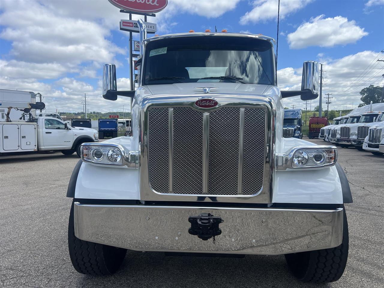 2027 Peterbilt 567 Non South St. Paul MN