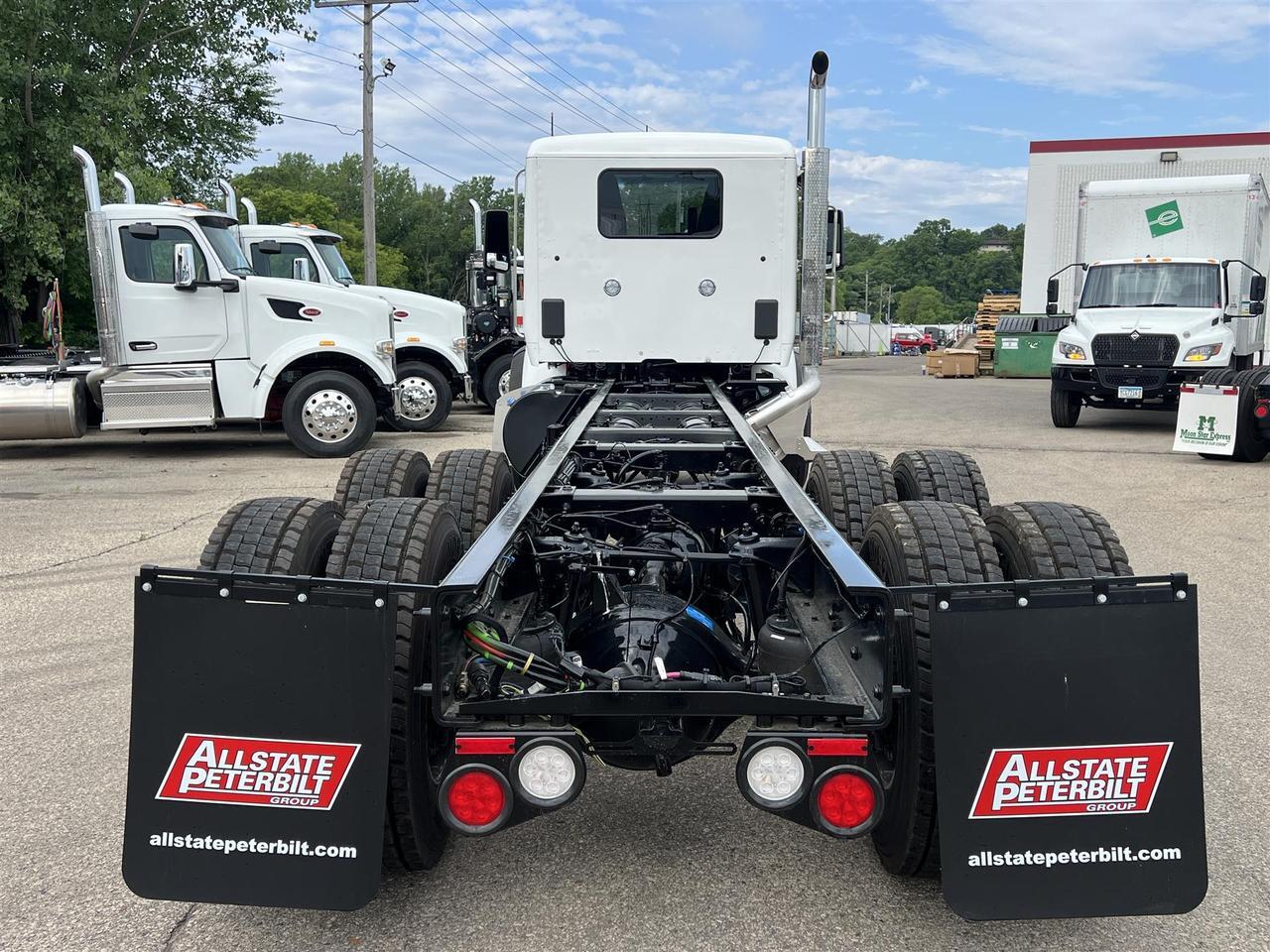 2027 Peterbilt 567 Roll-Off