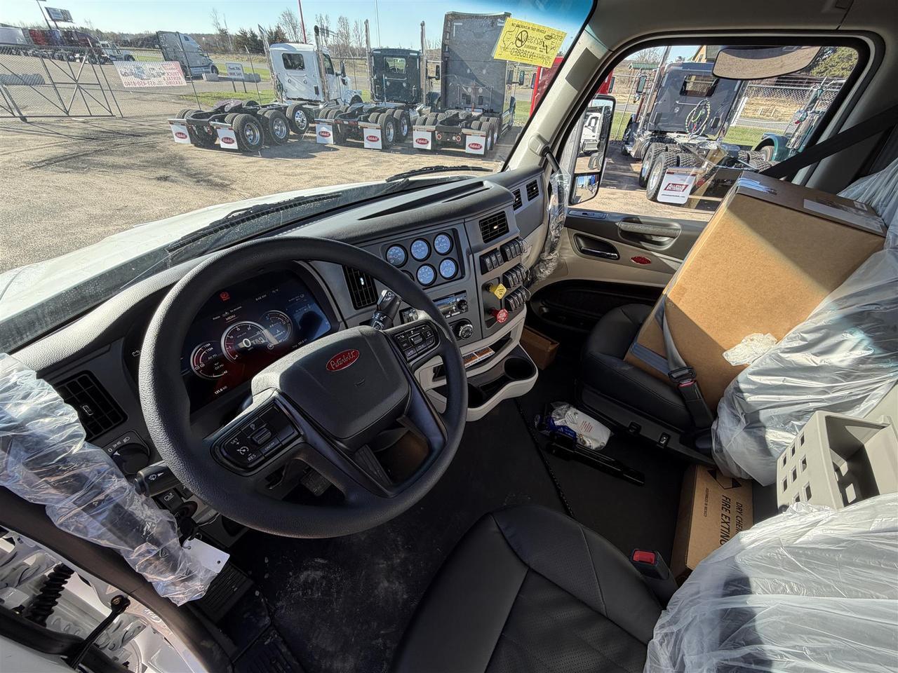 2027 Peterbilt 579 Eau Claire WI