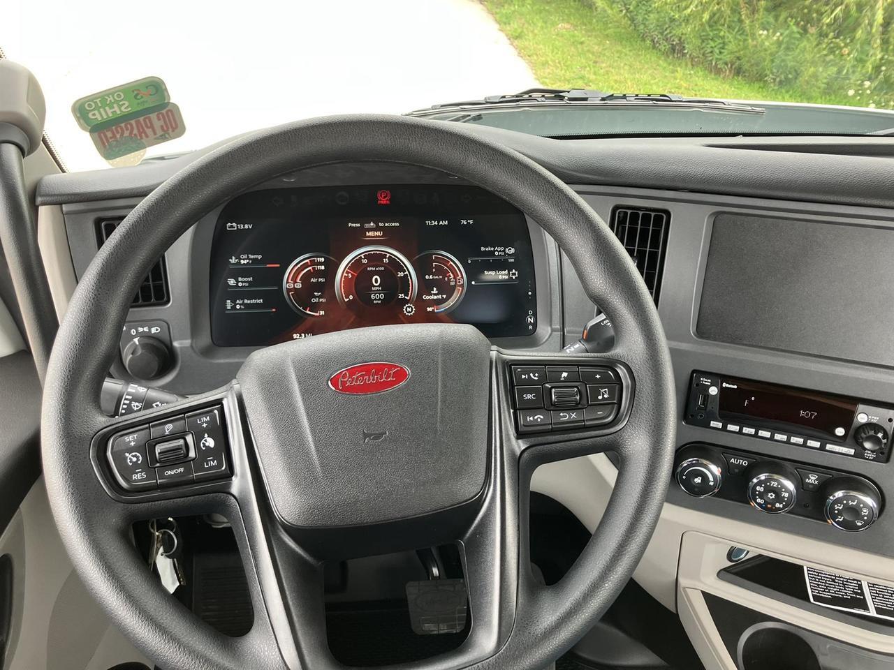 2027 Peterbilt 579 Rochester MN