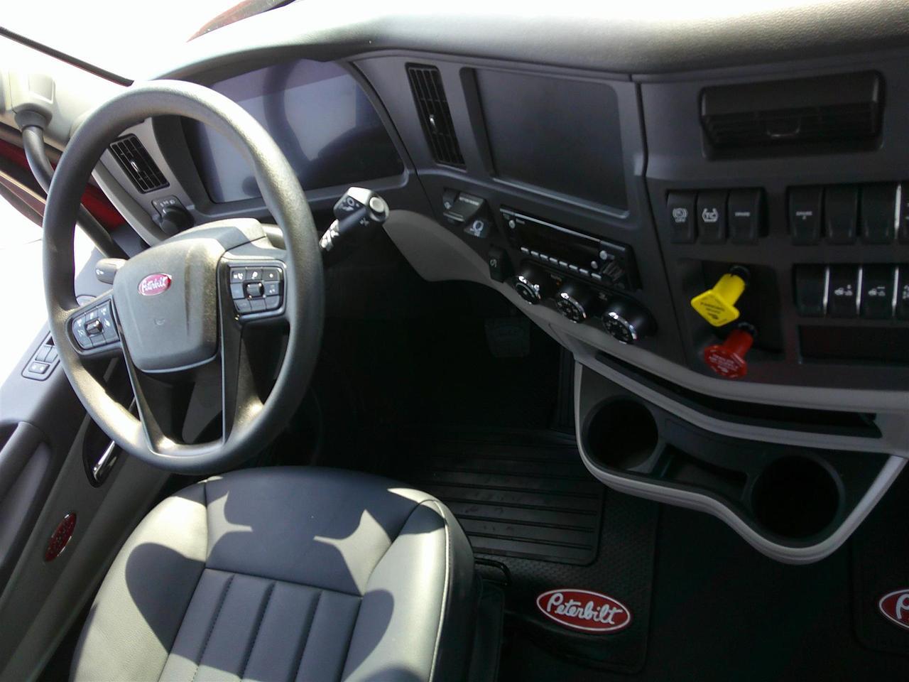 2027 Peterbilt 579 Fargo ND