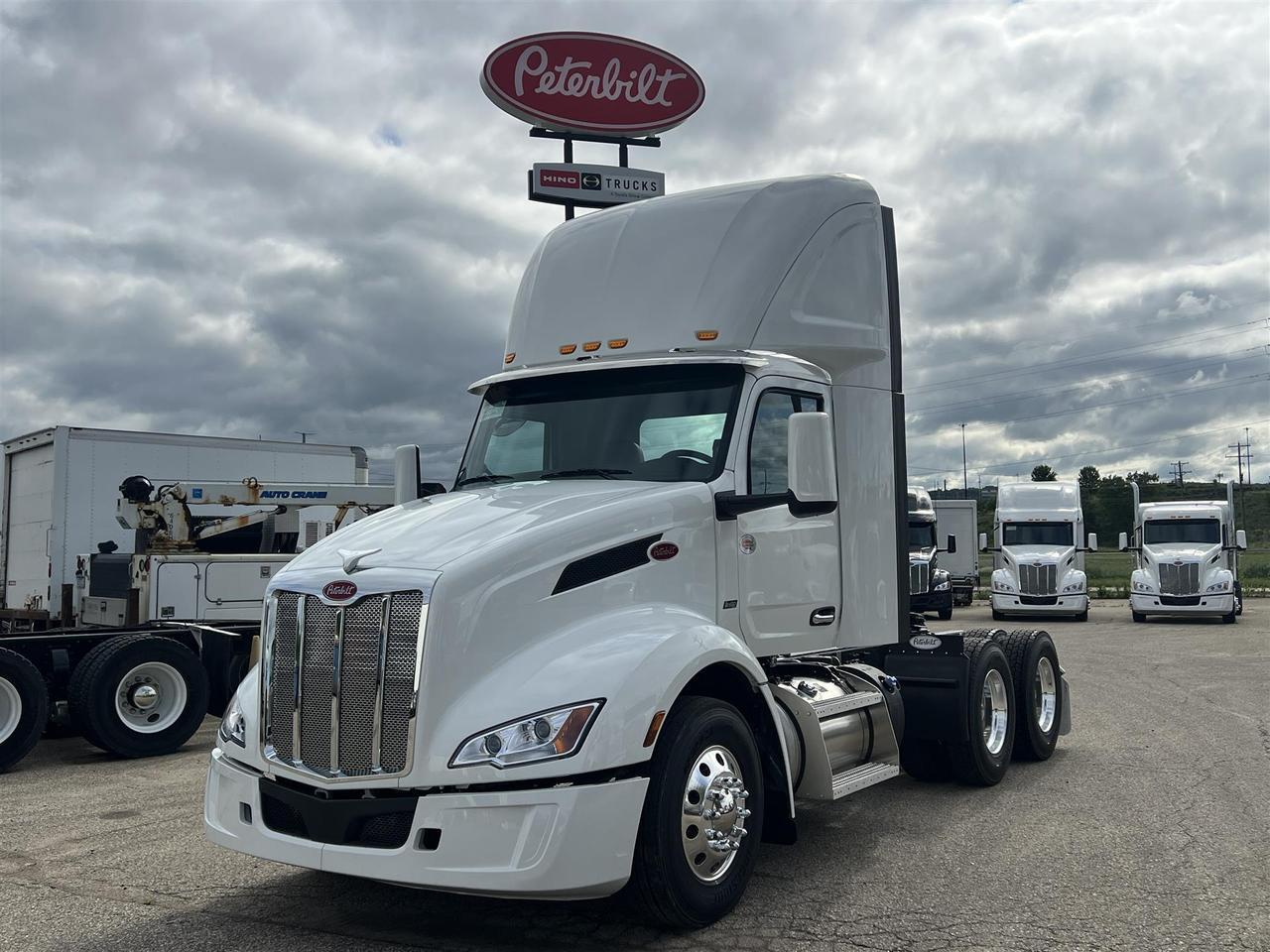 2027 Peterbilt 579 Non-Sleeper