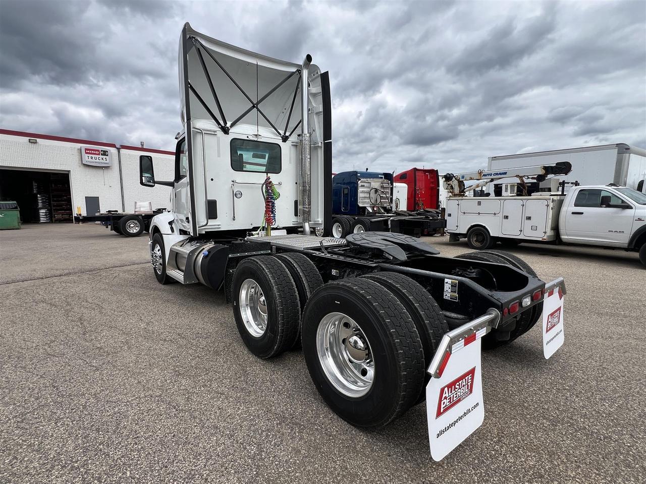 2027 Peterbilt 579 South St. Paul MN