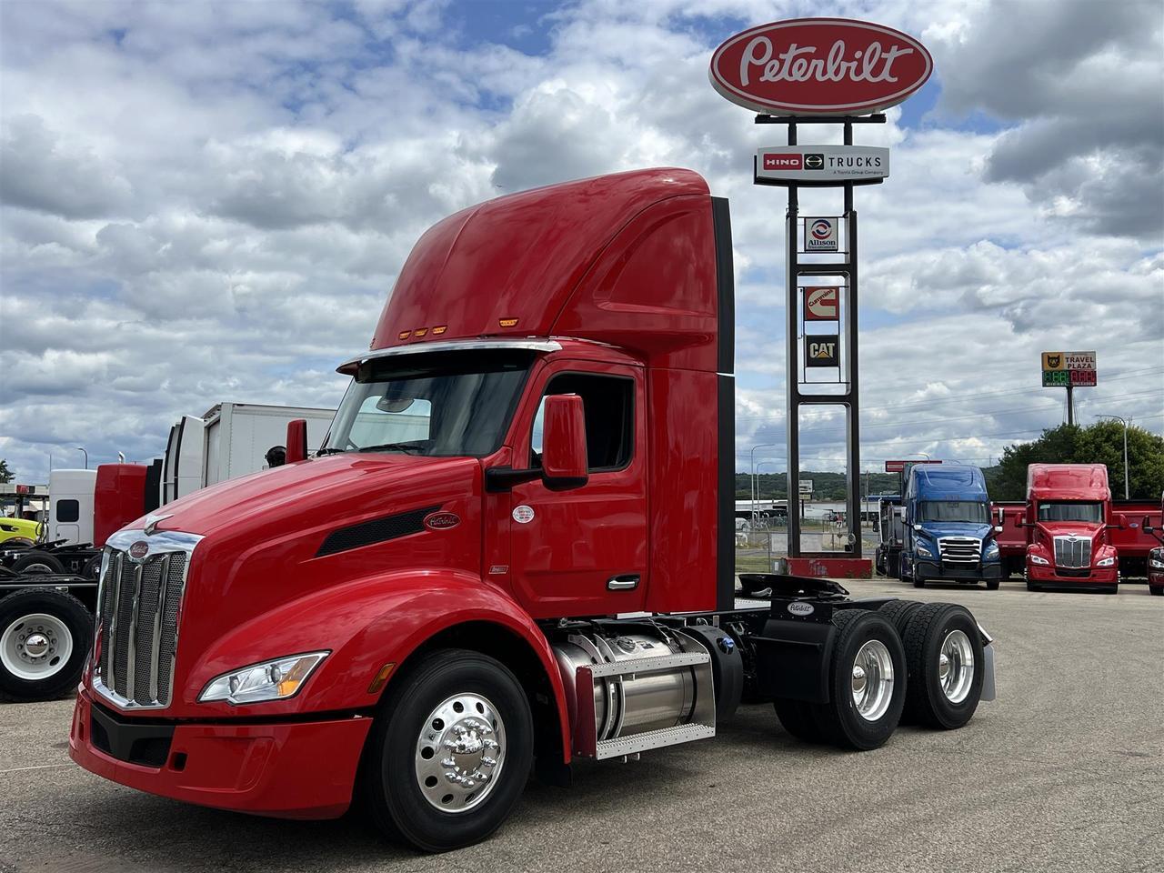 2027 Peterbilt 579 Non-Sleeper