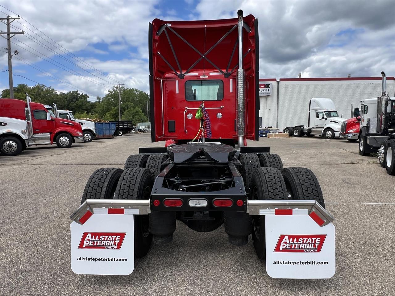 2027 Peterbilt 579 South St. Paul MN