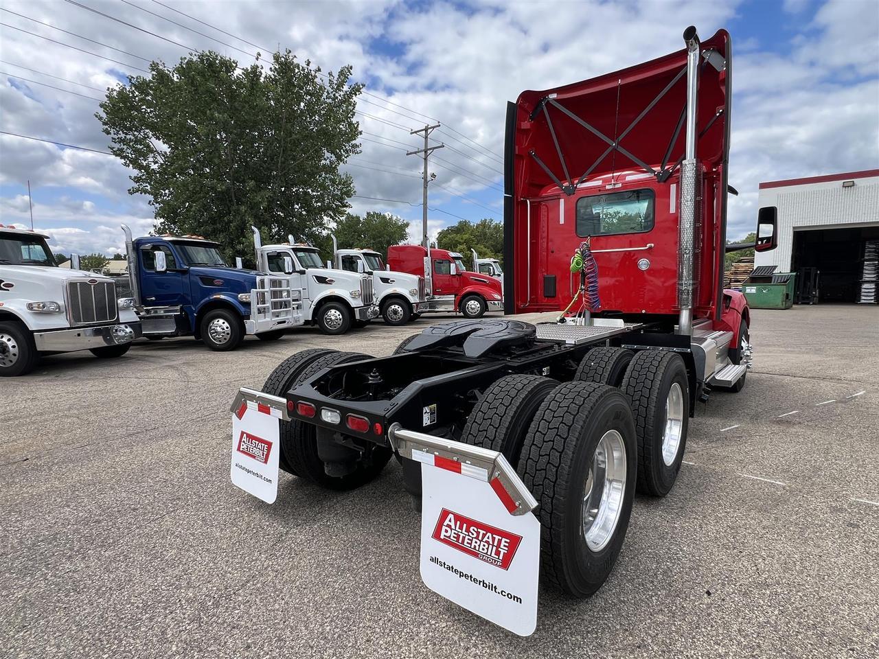 2027 Peterbilt 579 South St. Paul MN