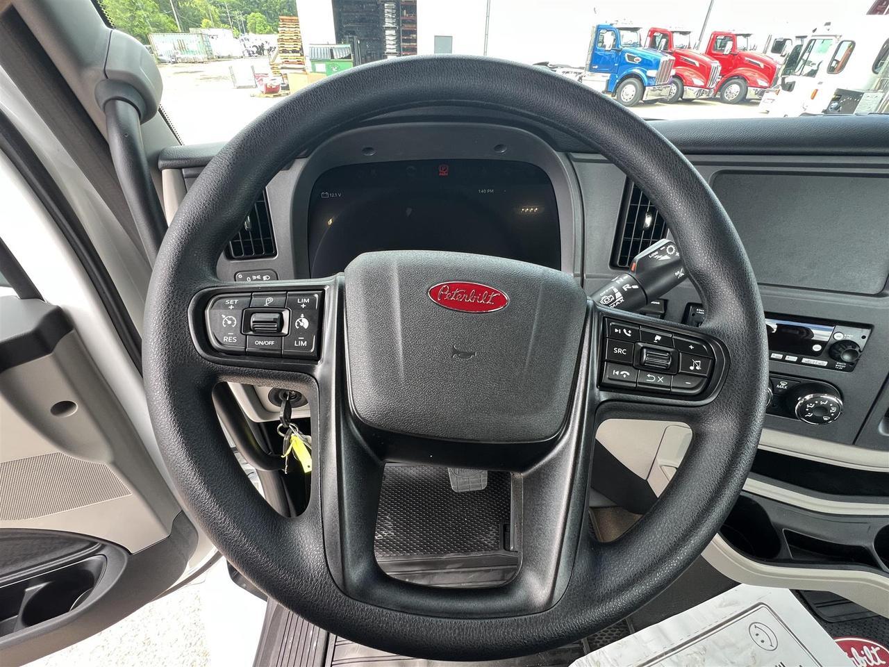 2027 Peterbilt 579 South St. Paul MN