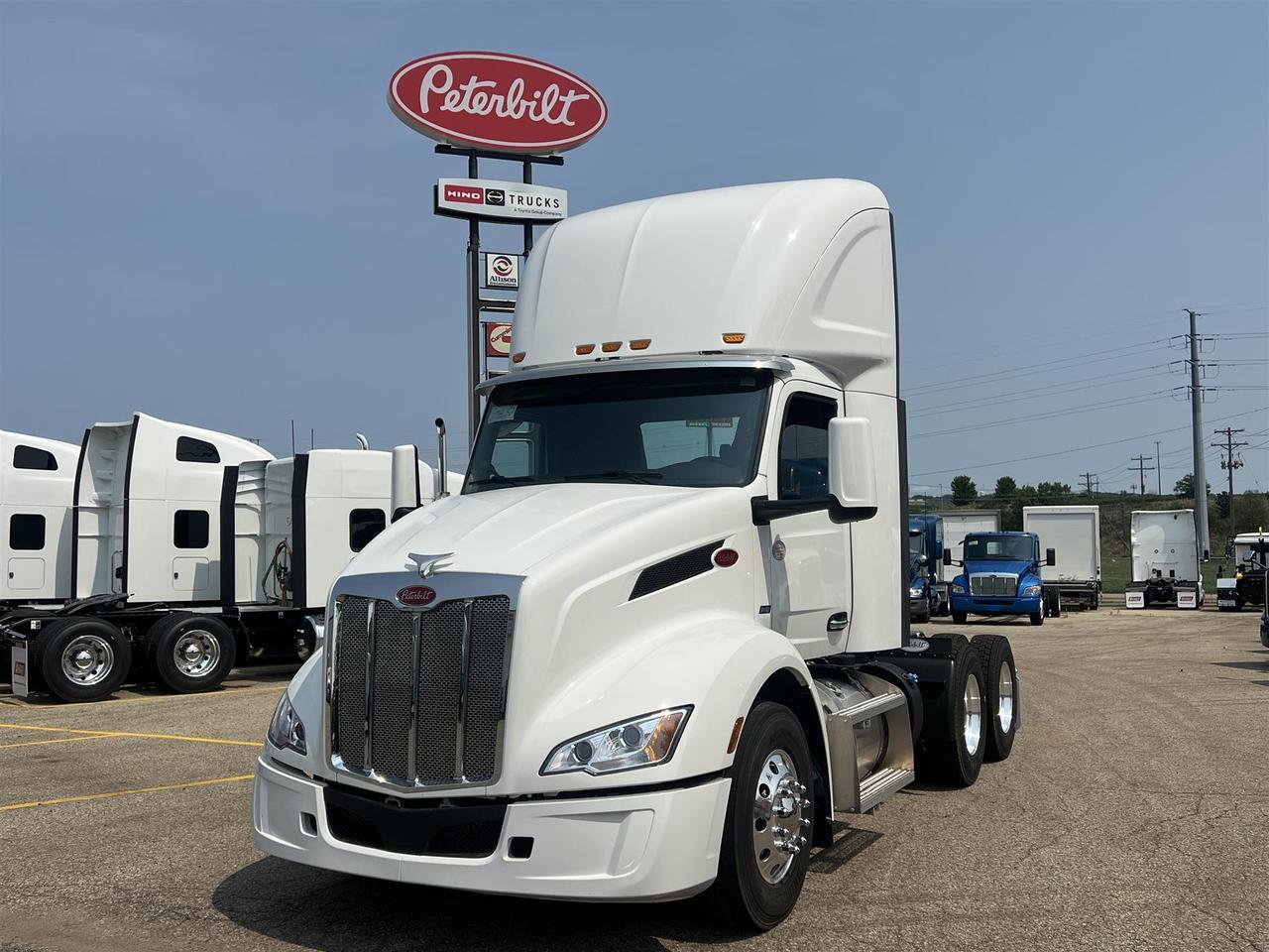 2027 Peterbilt 579 Non-Sleeper
