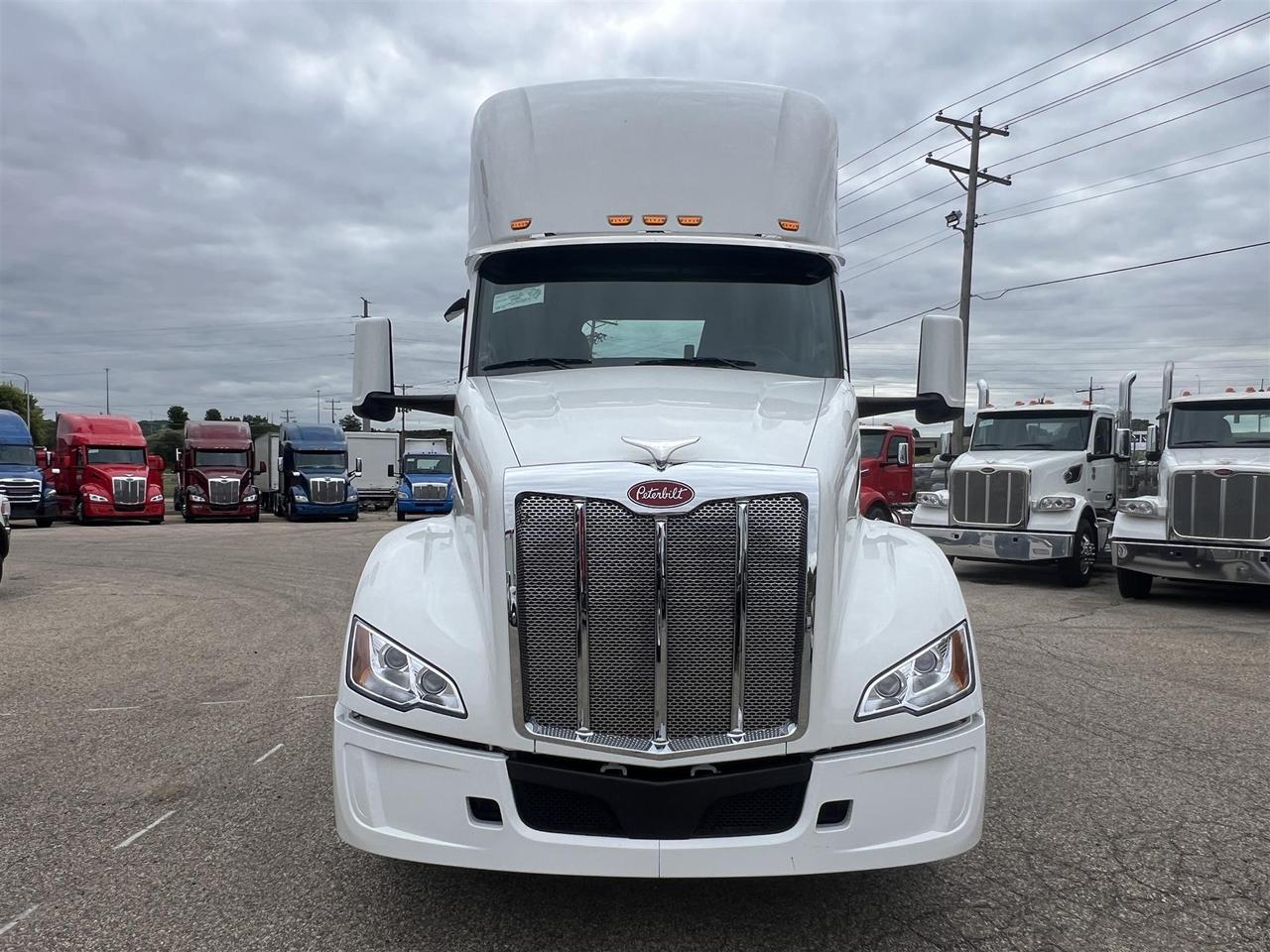 2027 Peterbilt 579 Non-Sleeper