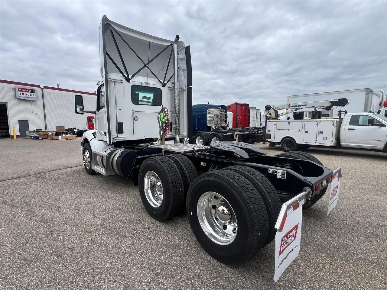 2027 Peterbilt 579 South St. Paul MN