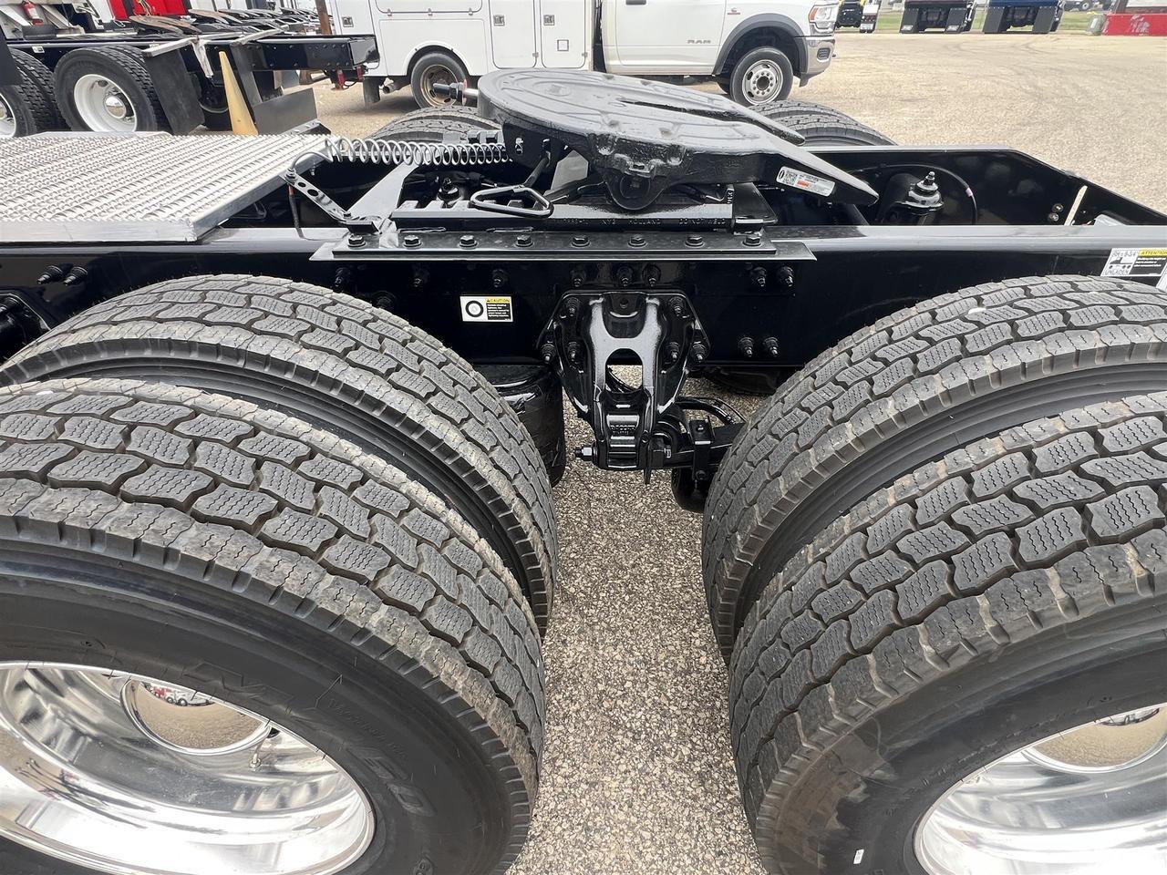 2027 Peterbilt 579 South St. Paul MN