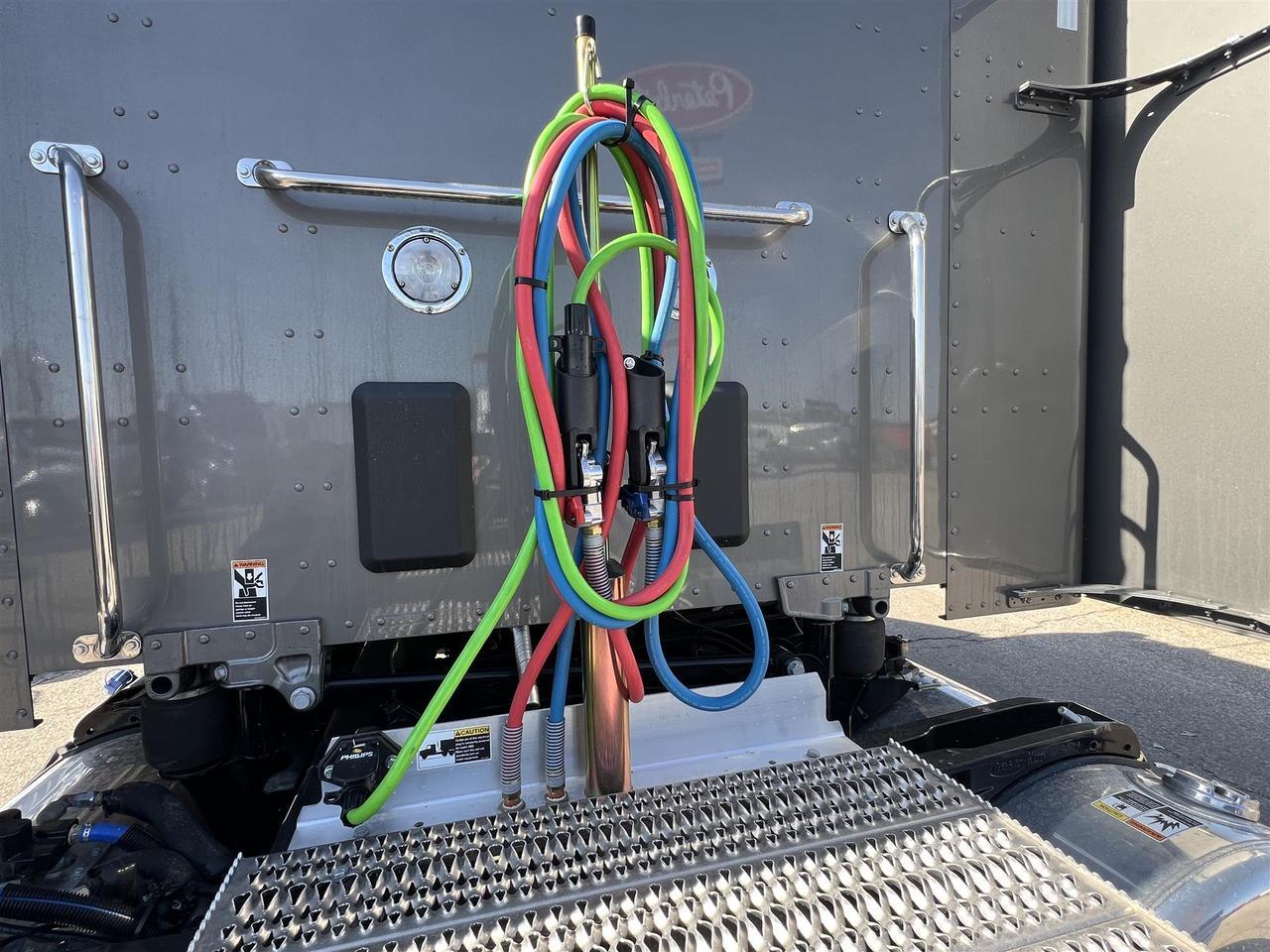 2027 Peterbilt 579 58" Low Roof South St. Paul MN