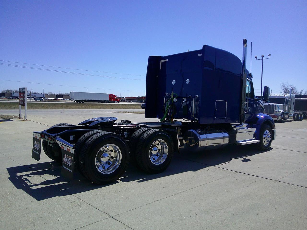 2027 Peterbilt 579 72" Double Bunk High Roof Fargo ND