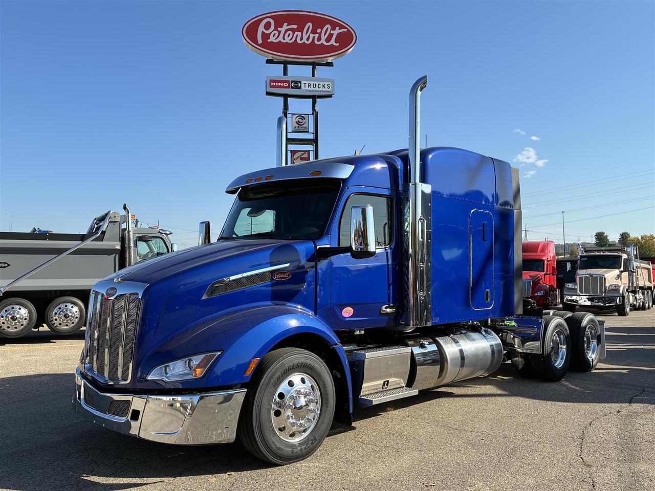 2027 Peterbilt 579 Sleeper