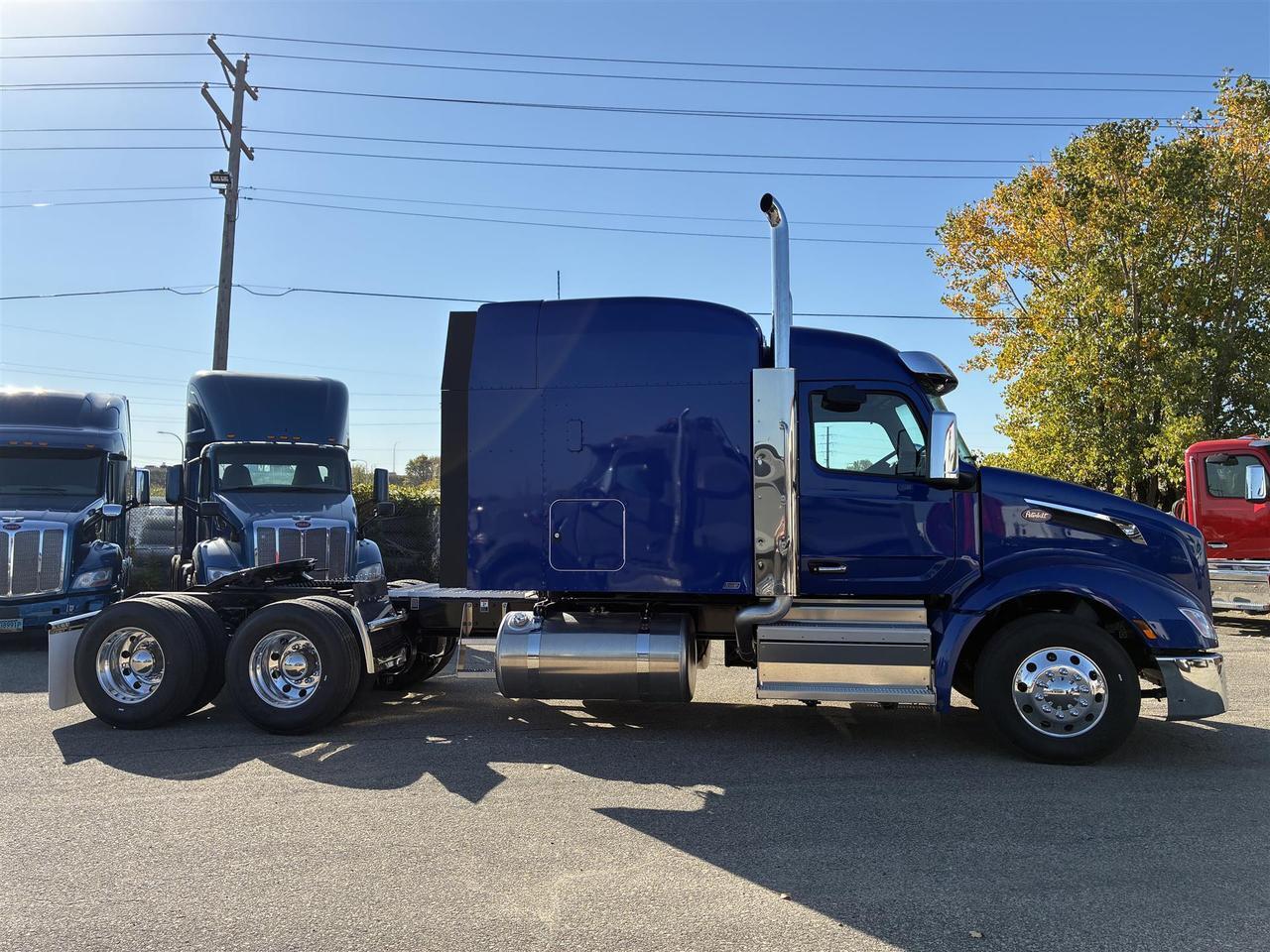 2027 Peterbilt 579 80" Double Bunk High Roof Rochester MN