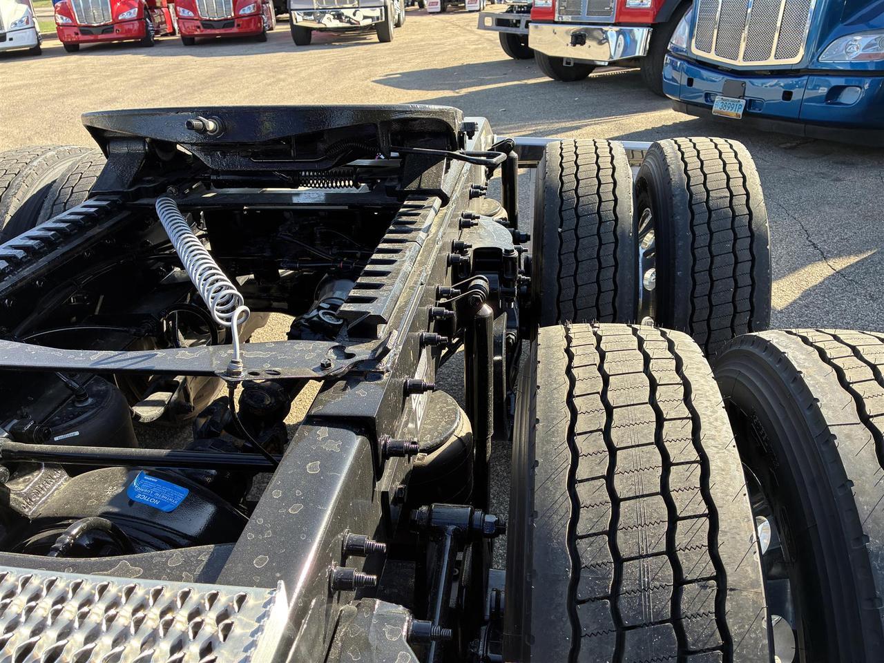 2027 Peterbilt 579 80" Double Bunk High Roof Rochester MN