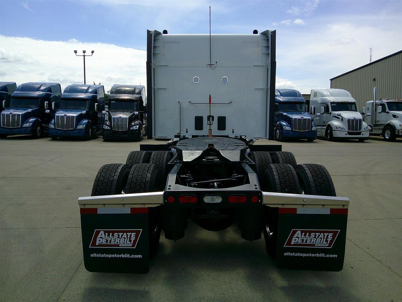 2027 Peterbilt 579 in Fargo, ND — photo 6
