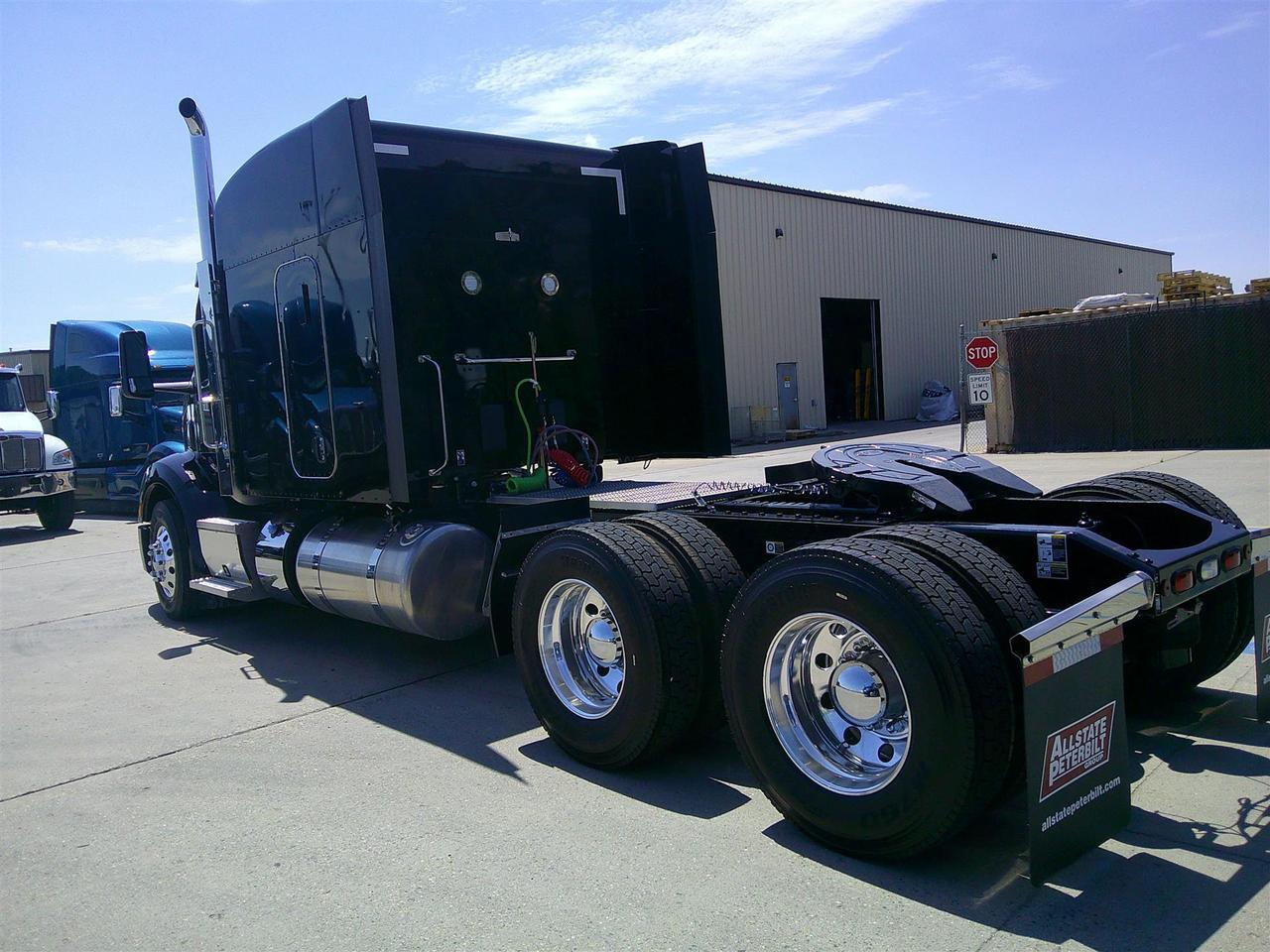 2027 Peterbilt 579 80" Double Bunk High Roof Fargo ND