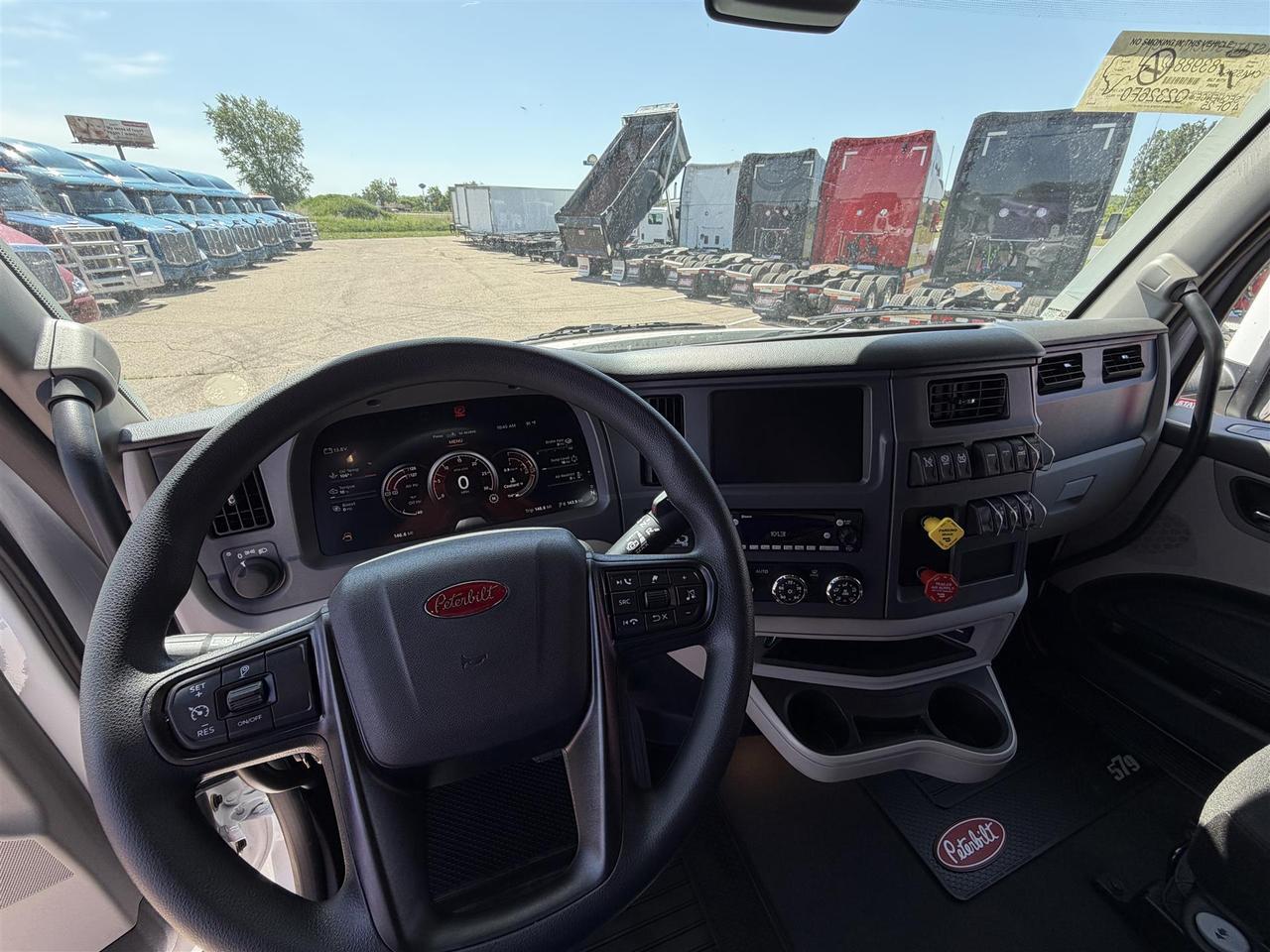 2027 Peterbilt 579 80" Double Bunk Ultraloft Eau Claire WI