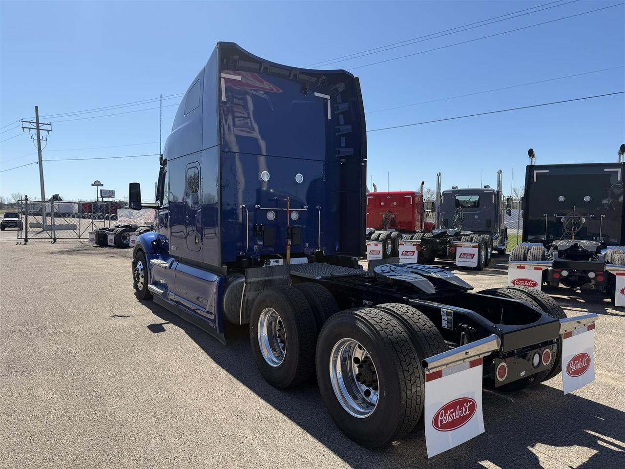 2027 Peterbilt 579 Sleeper