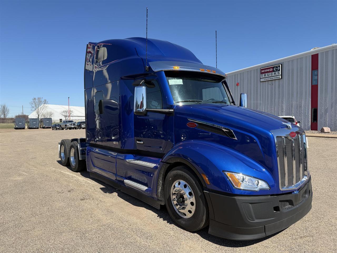 2027 Peterbilt 579 Sleeper