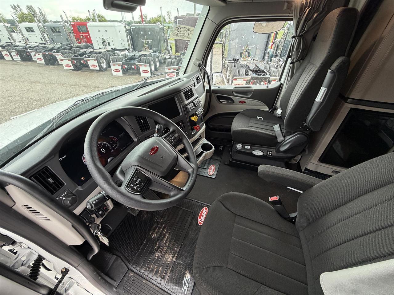 2027 Peterbilt 579 in Eau Claire, WI — photo 8