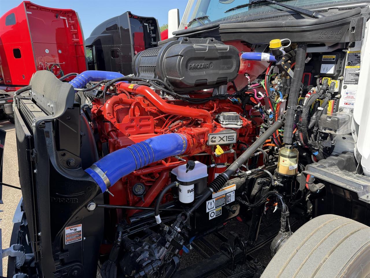 2027 Peterbilt 579 80" Double Bunk Ultraloft Eau Claire WI