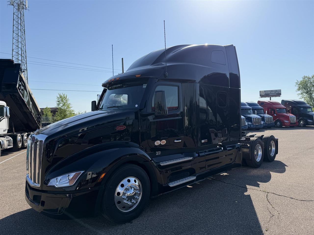 2027 Peterbilt 579 Sleeper