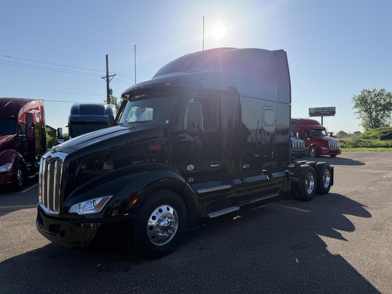2027 Peterbilt 579 Sleeper