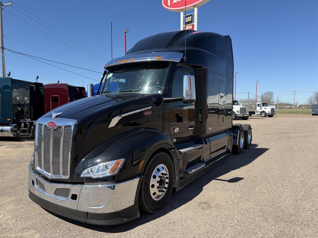 2027 Peterbilt 579 Sleeper