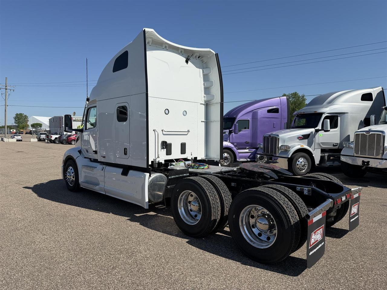 2027 Peterbilt 579 Sleeper