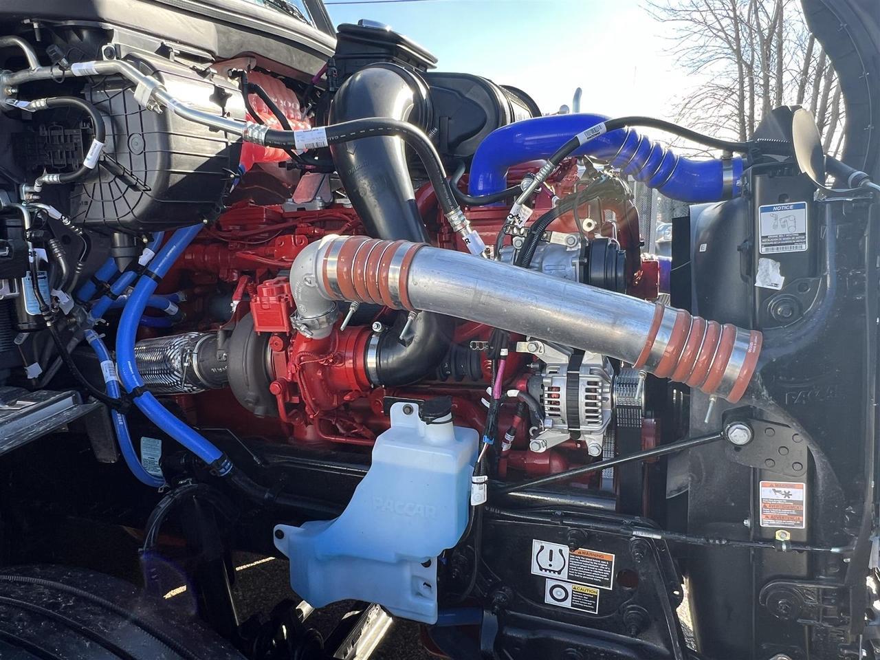2027 Peterbilt 579 80" Double Bunk Ultraloft Rochester MN