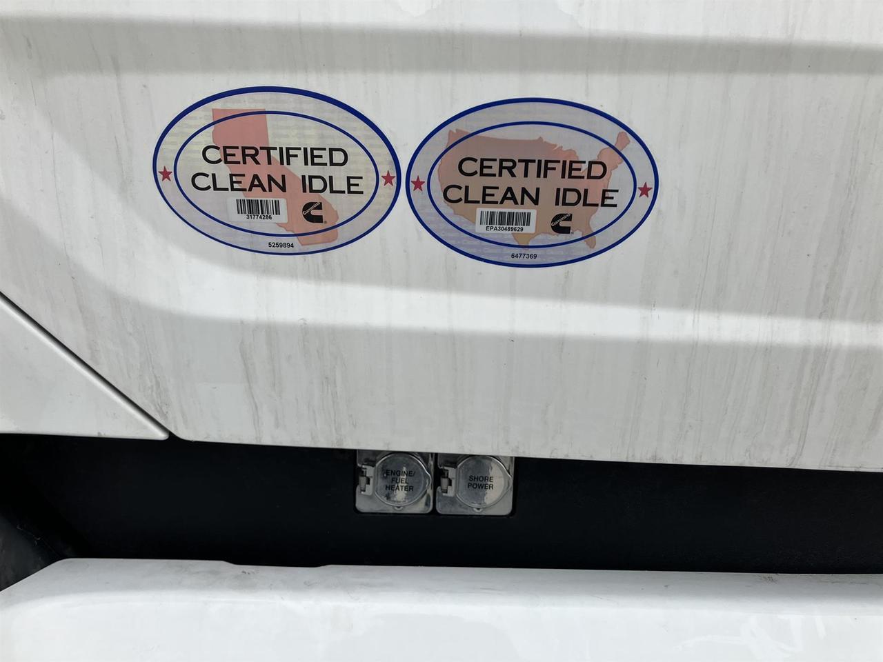 2027 Peterbilt 579 80" Double Bunk Ultraloft Rochester MN