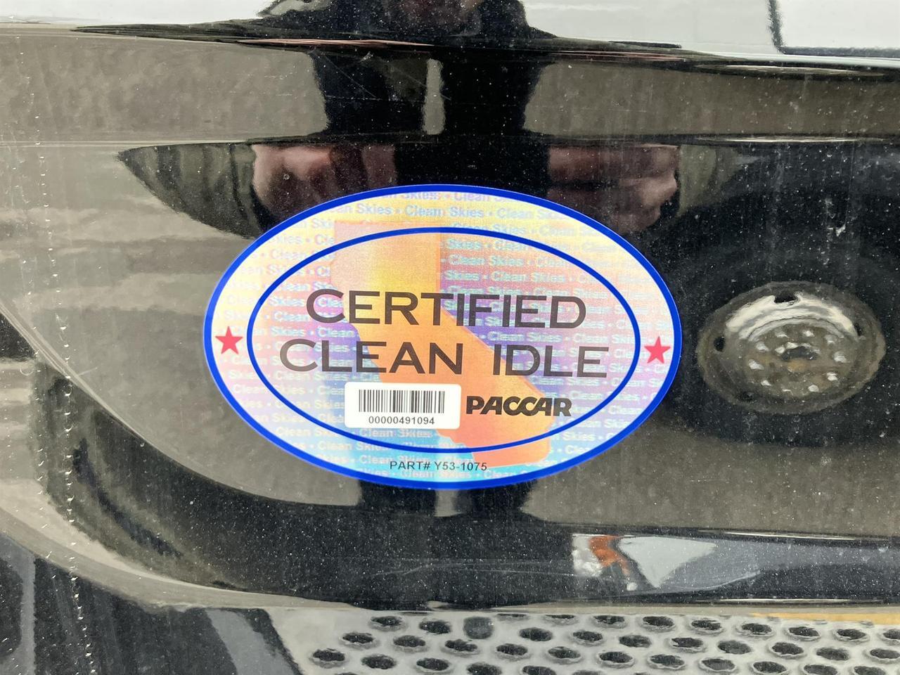 2027 Peterbilt 579 80" Double Bunk Ultraloft Rochester MN