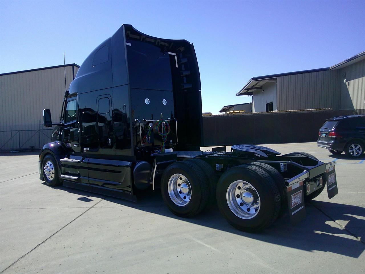 2027 Peterbilt 579 - image 5