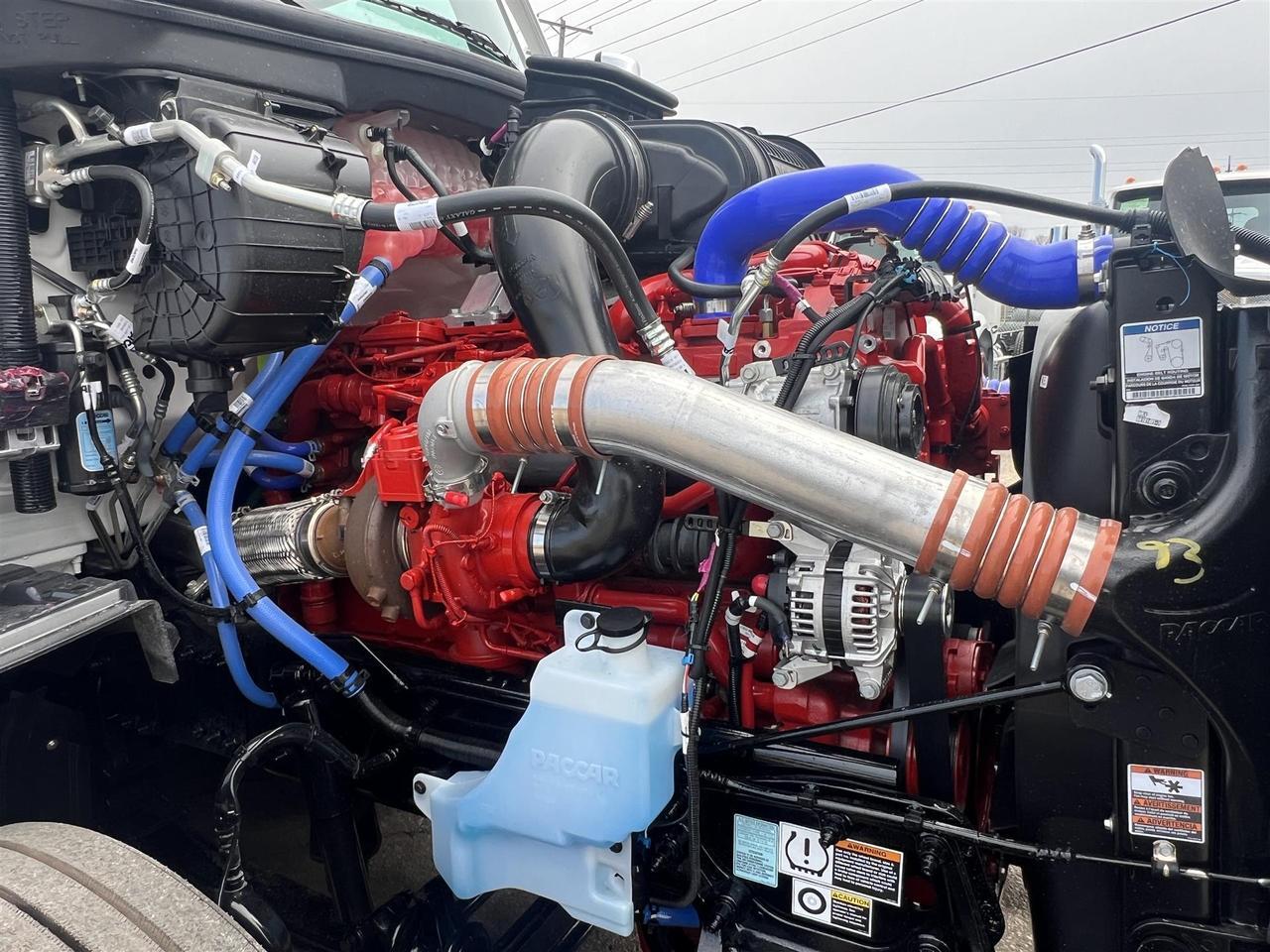 2027 Peterbilt 579 80" Double Bunk Ultraloft Fargo ND