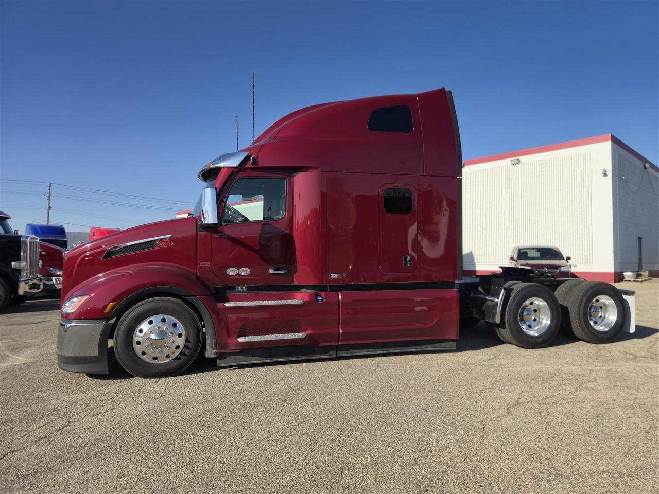 2027 Peterbilt 579 Sleeper
