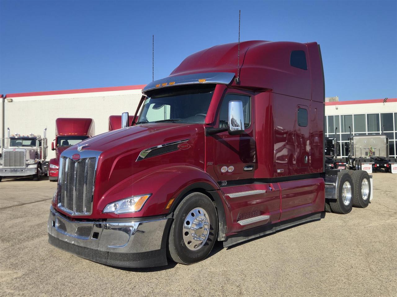 2027 Peterbilt 579 Sleeper